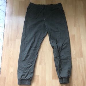Army green cargo pants